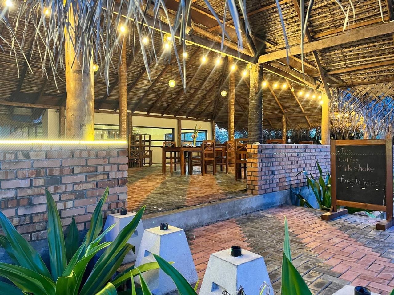 Nn Beach Resort & Spa Nilaveli Eksteriør bilde