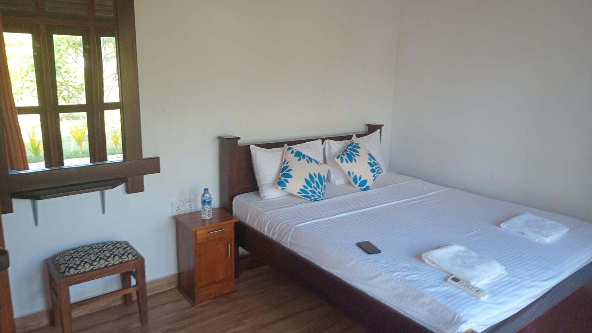 Nn Beach Resort & Spa Nilaveli Eksteriør bilde